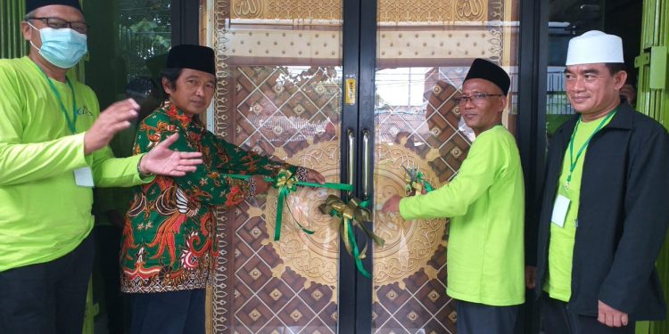 Membangun Ekosistem Kemandirian Warga Diniyah