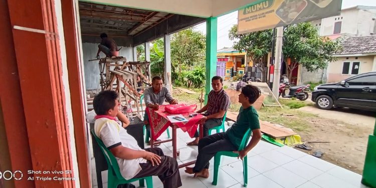Kades Satria Mekar, Bekasi Tinjau Penyelesaian Kantor RW 12