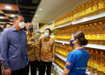 Mendag Lutfi Pantau Stock Minyak Goreng Dan Bahan Pokok  Di Ritel Modern