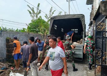 TNI Kuat Bersama Rakyat Gupusjat Opronik II Puspalad Gelar Karya Bakti