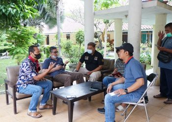 Tarik Parkir Ugal-ugalan, Gus Muhdlor Gerak Cepat Tertibkan Parkir Liar di Alun-Alun.