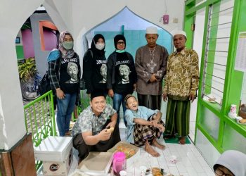 Bagikan Ratusan Sembako, Takjil dan Masker Juru Warta Berharap Berkah