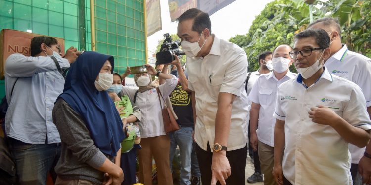 Sinergi Pemerintah Dengan Pelaku Usaha Tetapkan Harga Minyak Goreng Empat Belas Ribu Rupiah