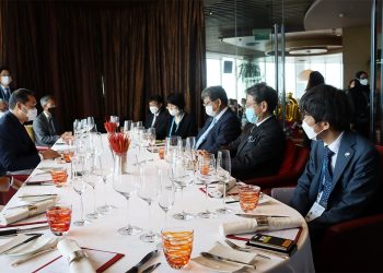 Mendag RI Bertemu Mendag Jepang Koichi Hagiuda, Bahas Pengembangan Ekonomi Kawasan