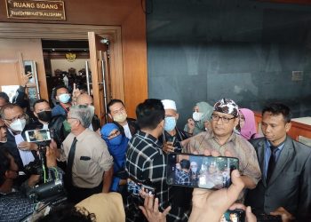 Sidang Pembacaan Eksepsi, Edy Mulyadi Tolak Dakwaan JPU Kasus ‘Jin Buang Anak’