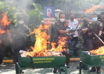 Kejari Jakpus Musnahkan Barang Bukti Perkara Perkara Narkotika Yang Sudah Inkrah