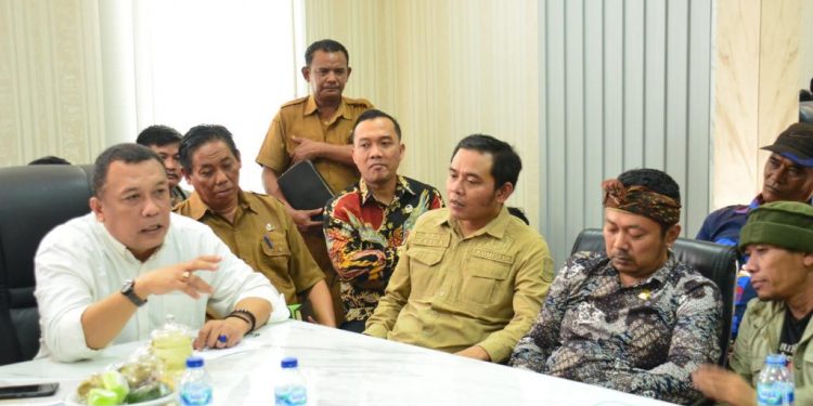 IMG-20220531-WA0024 - Deteksi Jaya DPRD Karawang Menerima Aspirasi Masyarakat Karawang Utara