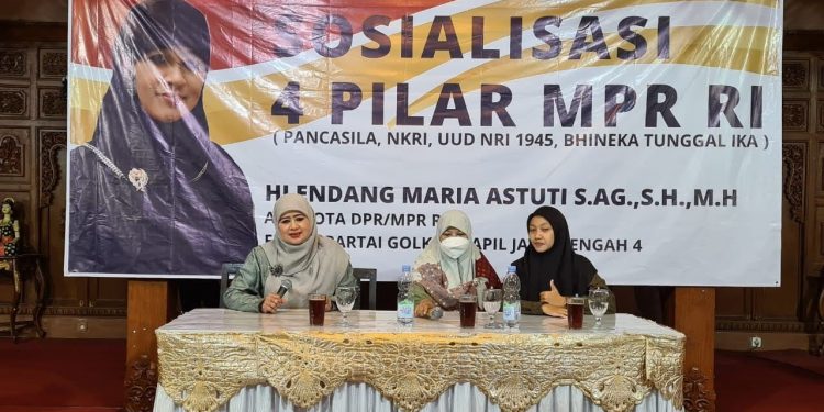 Hj. Endang Maria Astuti, Gelar Sosialisasi Empat Pilar Di Sambut Antutias Peserta