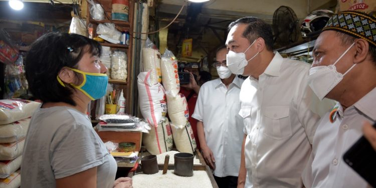 Kawal Terus Pengamanan Migor Curah Rakyat, Mendag Lutfi: Sesuai Target, Migor Sudah Tersedia di 10 Ribu Titik