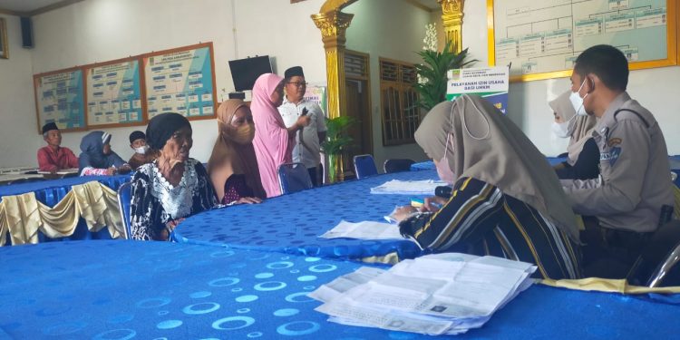 260 KPM Desa Karang Mukti Mendapatkan BLT