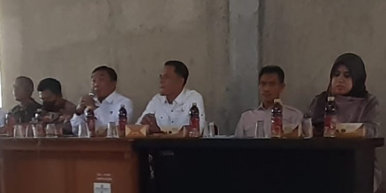 Ketua Komisi I DPRD Karawang Menghadiri Rapat PAW Teluk Ambulu