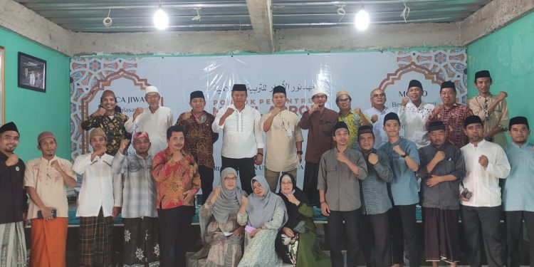 Kapolsek Pamarayan Hadiri Pembentukan Panitia Pembangunan Masjid Besar Pamarayan