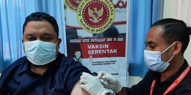 Vaksinasi Serentak BINDA dan DINKES DKI Hadir Kembali di Gedung P2KPTK2 Duren Sawit