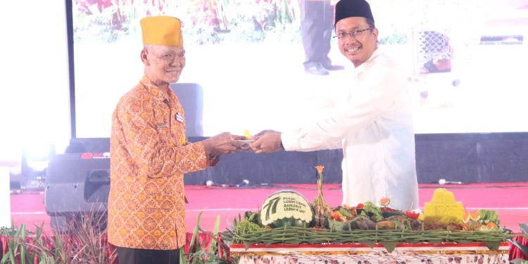 IMG-20220817-WA0046 - Deteksi Jaya Peringati HUT ke 77 Kemerdekaan RI, Bupati Sidoarjo Bersama Kyai Khos Gelar Sholawat dan Tasyakuran di Pendopo