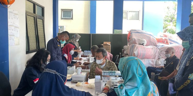 KSOP KELAS IV MUARA ANGKEGELAR PEMERIKSAAN KESEHATAN GRATIS