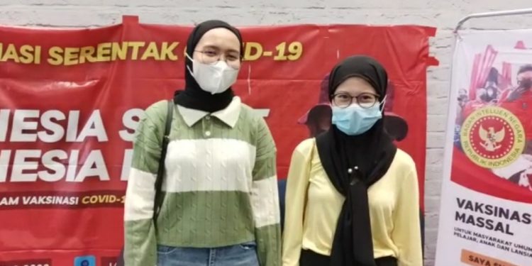 Pengunjung Apresiasi Pelayanan Vaksin di Sentra Vaksinasi Serentak BINDA dan DINKES