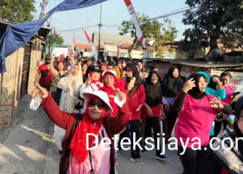 Rayakan HUT RI ke 77, AMC Grup Peduli Jalan Sehat Bersama Warga Masangan Kulon