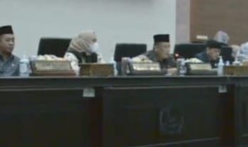 DPRD Karawang Gelar Paripurna Pemberhentian Dan Pengangkatan Pengganti Pimpinan DPRD