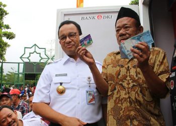 Pemprov DKI Bakal Pangkas Nilai Bantuan Kartu Lansia Jakarta Jadi Rp300 ribu Tahun Depan