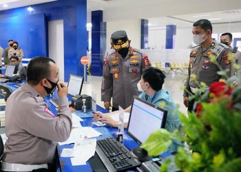 Dengarkan Aduan Warga Susahnya Ujian Praktik SIM, Kapolri Minta Petugas Latih Pembuat SIM Sebelum Ujian