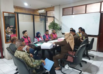 Kejati DKI Serahkan Tersangka dan BB Kasus Mafia Tanah Cipayung ke Kejari Jakpus