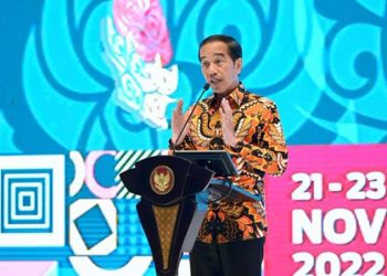 Presiden Jokowi Ingatkan Menterinya: Salah Buat Kebijakan, Kita Bisa Berdarah-darah