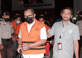 Wakil Ketua DPRD Jatim Sahat Tua Simanjuntak Resmi Jadi Tersangka Korupsi Dana Hibah