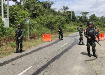 Satgas Yonif 310/KK Gelar Sweeping Gabungan Di Jalur Trans Papua
