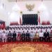 Presiden Jokowi Saat Mengukuhkan Paskibraka di Istana Negara
