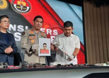 Polri Telah Menahan Seorang Terduga Teroris Dengan Inisial DE Yang Terafiliasi Dengan ISIS