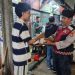 Cegah Tawuran, Polsek Kembangan Gelar Patroli Sambil Berbagi Sahur