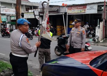 Polsek Kembangan Kembali Gelar Operasi Penertiban Atribut Ormas di Wilayah Jakarta Barat bersama Tiga Pilar