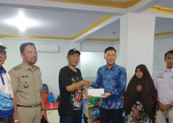 Tinjau Lokasi Kebakaran Krukut, Jupiter Desak Pemprov DKI Tindak Tegas Pabrik Lilin