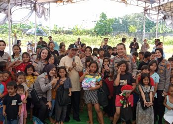 Ditbinmas Polda Metro Jaya Hadir Beri Dukungan Psikososial bagi Anak-anak Korban Kebakaran di Kapuk Muara