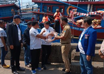 Nelayan Muara Angke Jakarta Utara Rayakan Pesta Laut Nadran 2025 dengan Tradisi Larung Kepala Sapi dan Pertunjukan Budaya