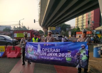 Satlantas Jakbar Gandeng ASN Walikota Jakbar Sosialisasikan Operasi Patuh Jaya 2025
