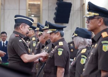 Jaksa Agung Lantik 34 Pejabat Kejaksaan Tinggi dan Eselon II di Lingkungan Kejagung