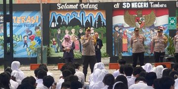 IMG-20251001-WA0015 - Deteksi Jaya Polsek Tambora Ajak Siswa SMA 19 Jakarta Jadi Generasi Tangguh, GPM DKI Apresiasi