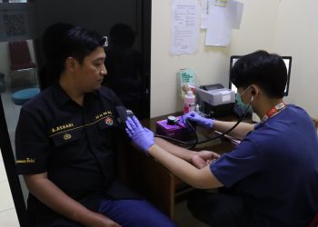 Humas Polres Metro Jakarta Barat Gelar Donor Darah Sambut HUT Humas Polri ke-74 tahun 2025