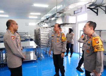 Kapolda Metro Jaya Tinjau SPPG Polri Palmerah, Pastikan Siap Beroperasi 99,9 Persen