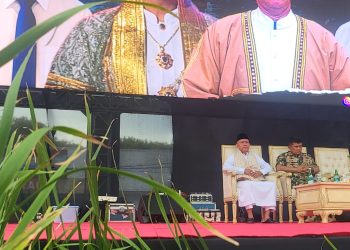 Waksekjend DPP WALUBI Dr(C) KRT Romo Asun Gotama,M.H. Melantunkan Doa Lintas Agama, dalam Acara HUT Korps Marinir Ke-80