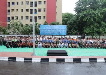 Jelang Nataru 2025–2026, Polres Metro Jakarta Barat Gelar Apel Pasukan Operasi Lilin jaya Siagakan 475 Personel Gabungan