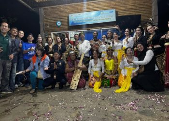 Pentas Budaya PWI Jakarta Tetap Meriah di Gunung Padang Meski Diguyur Hujan