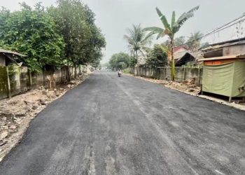 Perbaikan Jalan Lingkungan Kampung Carang Pulang RW. 01 Akhirnya Terwujud Setelah Puluhan Tahun