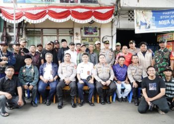 Ngopi Kamtibmas di Tambora, Kapolres Jakbar Ajak Warga Bersatu Cegah Tawuran