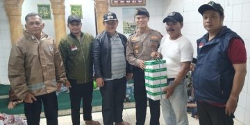 Screenshot_20260111_184153 - Deteksi Jaya Polsek Tambora Salurkan Bantuan Makanan untuk Korban Kebakaran Jembatan Besi