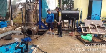 Screenshot_20260121_175810 - Deteksi Jaya Antisipasi Banjir, Bhabinkamtibmas Kembangan Utara Cek Rumah Pompa dan Debit Air Kali Angke