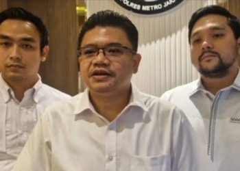 Satresnarkoba Polres Metro Jakarta Barat Ungkap 26 Kasus Peredaran obat keras golongan G dan Psikotropika, Sebanyak 30 tersangka Berikut Ratusan Ribu Butir diamankan