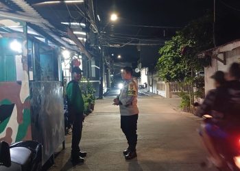Jaga Lingkungan Bersama, Polisi Grogol Petamburan Gandeng Linmas