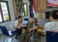 Peringati HUT PERSAJA ke-75, Kejari Kobar Gelar Donor Darah dan Pemeriksaan Kesehatan